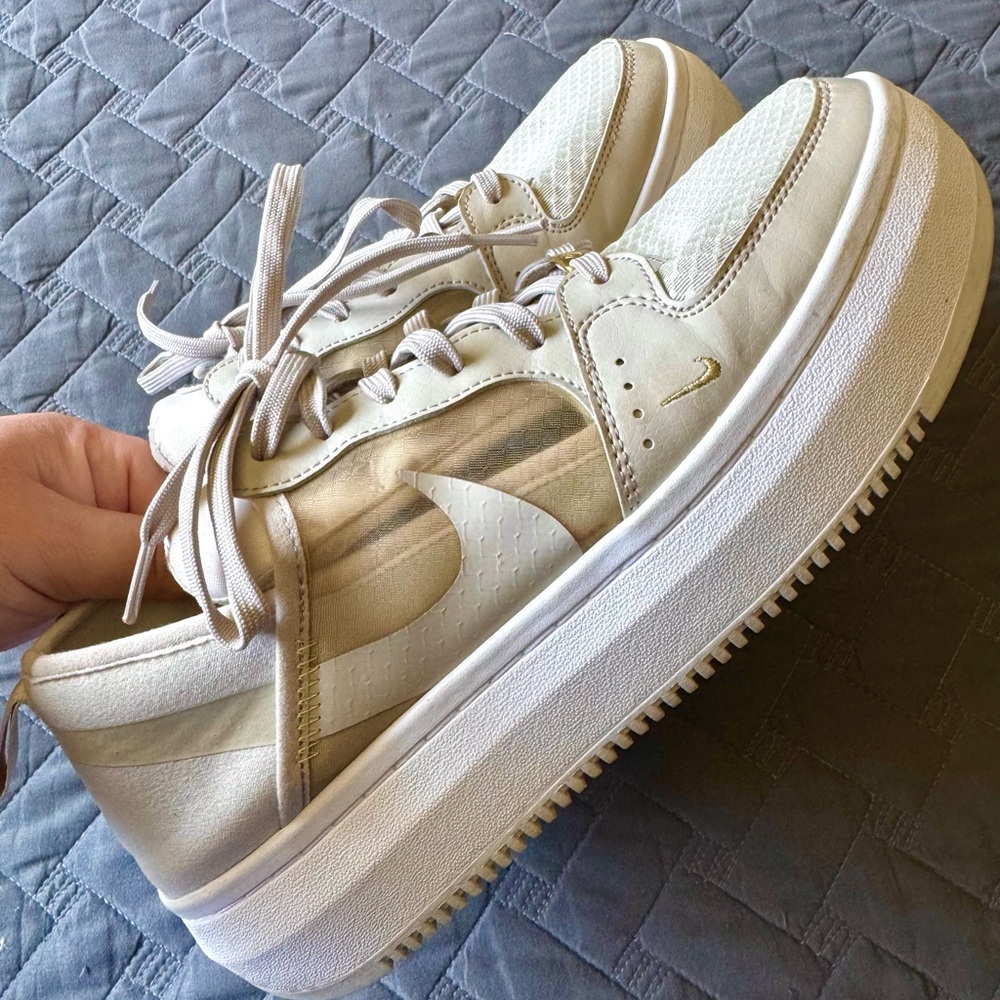 Nike Beige Low-Top Sneakers